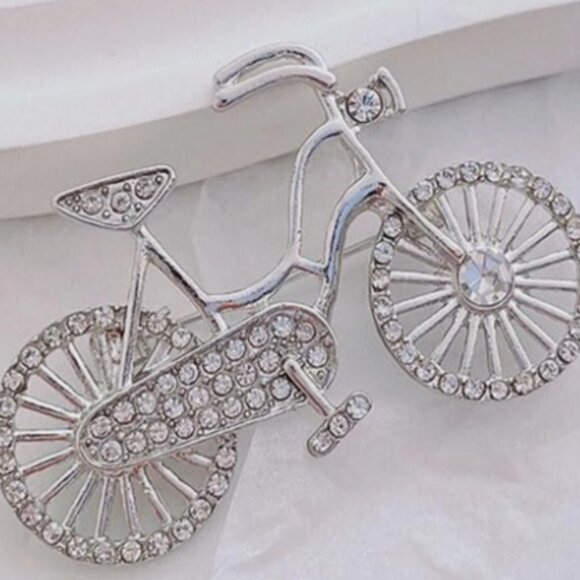 Vintage Bicycle Brooch - Silver with Crystal Highlights - Picture 2 of 3
